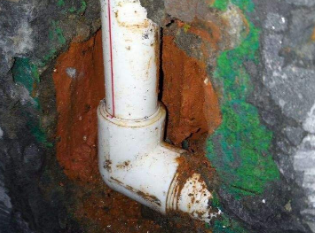 双鸭山市卫生间测漏水价格明细